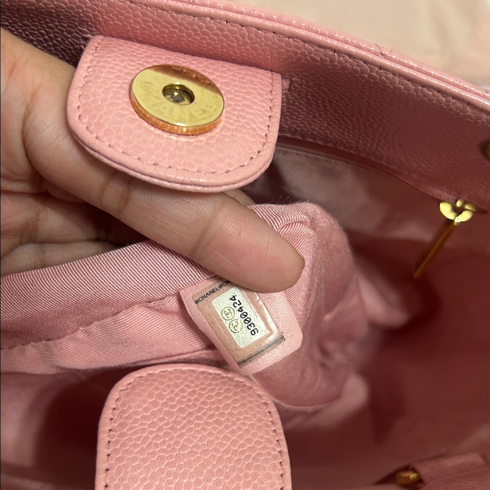 Chanel Pink Quilted Shoulder Bag - Picture 15 of 16